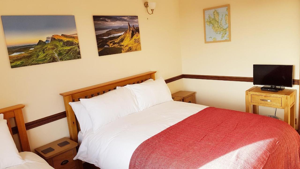 Moorside Rooms Borve  ภายนอก รูปภาพ